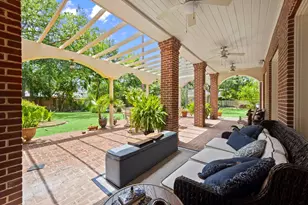 11305 Green Vale Dr, Piney Point Village, TX 77024 - Photo 10