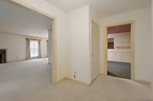 303 S Jackson St, Alvin, TX 77511 - Photo 18