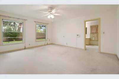 303 S Jackson Street, Alvin, TX 77511 - Photo 16