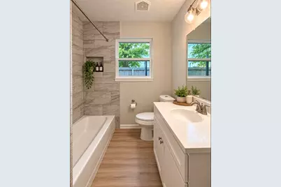 244 Deerfield Street, Houston, TX 77022 - Photo 8