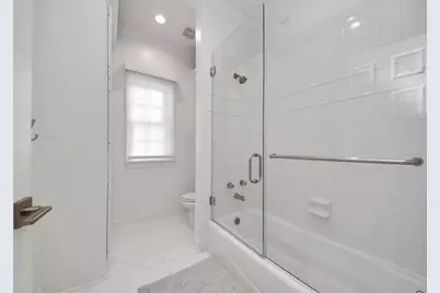 5042 Cedar Creek Drive, Houston, TX 77056 - Photo 18