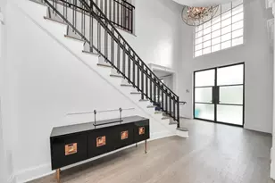 5042 Cedar Creek Dr, Houston, TX 77056 - Photo 14