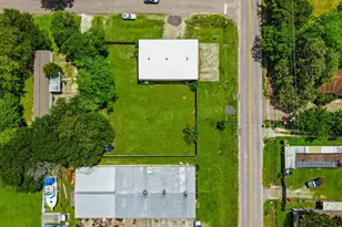 516 Cedar Bayou Rd, Baytown, TX 77520 - Photo 12