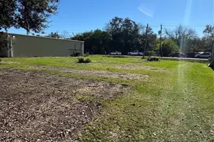 516 Cedar Bayou Rd, Baytown, TX 77520 - Photo 14