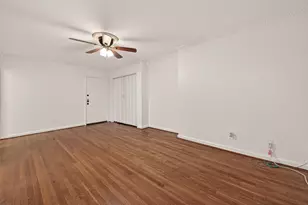 2021 Southgate Blvd, Houston, TX 77030 - Photo 10