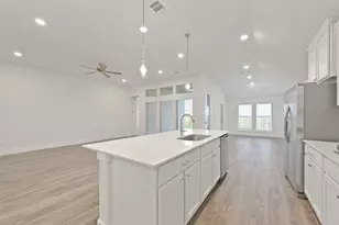 1541 Apache Hts Dr, Dayton, TX 77535 - Photo 10