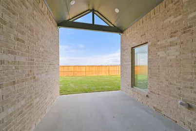 1541 Apache Heights Drive, Dayton, TX 77535 - Photo 32