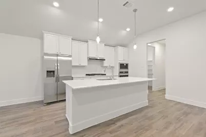 1541 Apache Heights Drive, Dayton, TX 77535 - Photo 6
