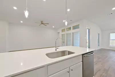 1541 Apache Heights Drive, Dayton, TX 77535 - Photo 12