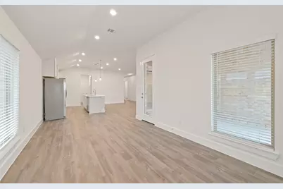 1541 Apache Heights Drive, Dayton, TX 77535 - Photo 14