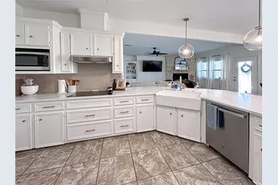 626 Sunset Trail, Angleton, TX 77515 - Photo 20