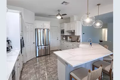 626 Sunset Trail, Angleton, TX 77515 - Photo 18