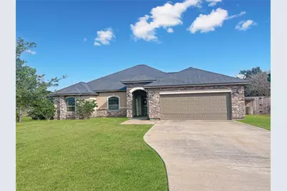 626 Sunset Trail, Angleton, TX 77515 - Photo 1