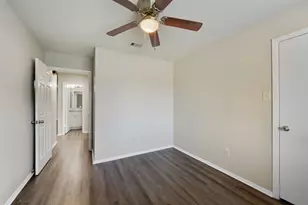 2822 Forest Point Dr, League City, TX 77573 - Photo 24