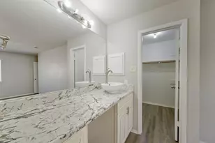 2822 Forest Point Dr, League City, TX 77573 - Photo 18