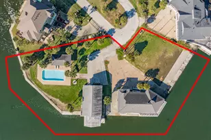 3910 & 3912 Bob Smith Rd, Jamaica Beach, TX 77554 - Photo 6