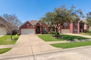 11450 Ashford Willow, Sugar Land, TX 77478 - Photo 2