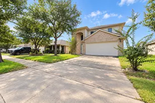 6923 Hampden Point Ct, Houston, TX 77040 - Photo 1