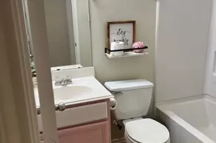 6923 Hampden Point Ct, Houston, TX 77040 - Photo 10