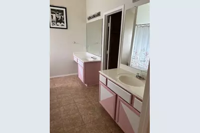 6923 Hampden Point Ct, Houston, TX 77040 - Photo 22