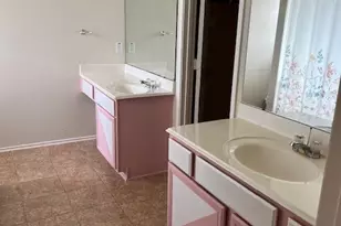 6923 Hampden Point Ct, Houston, TX 77040 - Photo 22