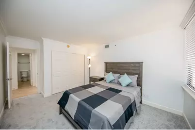 3525 Sage Road #710, Houston, TX 77056 - Photo 2