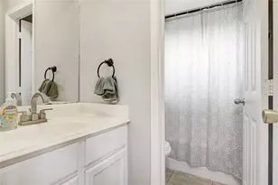 8906 Freeland St, Houston, TX 77075 - Photo 12
