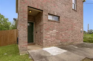 8906 Freeland St, Houston, TX 77075 - Photo 16
