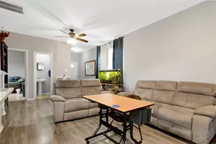 8906 Freeland St, Houston, TX 77075 - Photo 4