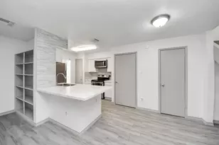1515 Sandy Springs Rd, Houston, TX 77042 - Photo 14