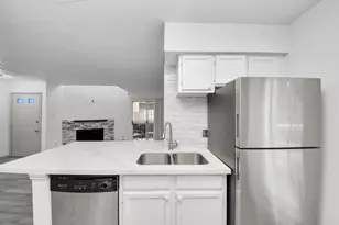 1515 Sandy Springs Rd, Houston, TX 77042 - Photo 24