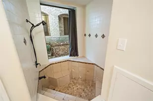 121 Holiday Ln, Coldspring, TX 77331 - Photo 32