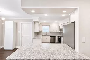 5802 W Bellfort Ave, Houston, TX 77035 - Photo 8