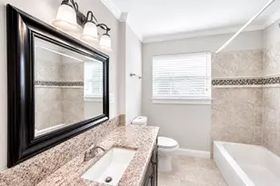 5802 W Bellfort Ave, Houston, TX 77035 - Photo 12