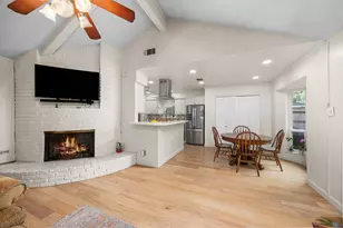 13819 Britoak Ln, Houston, TX 77079 - Photo 12