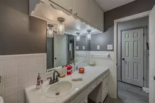 720 Concordia B Dr, Bellville, TX 77418 - Photo 10