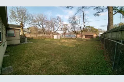 1938 Coulcrest Drive, Houston, TX 77055 - Photo 16