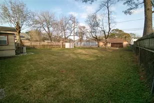 1938 Coulcrest Dr, Houston, TX 77055 - Photo 16