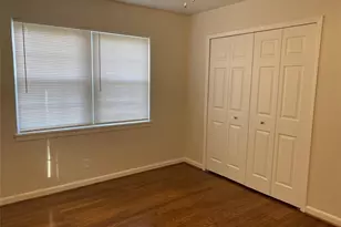 1938 Coulcrest Dr, Houston, TX 77055 - Photo 10