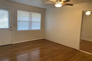 1938 Coulcrest Dr, Houston, TX 77055 - Photo 2