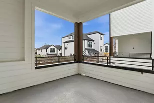 9207 Ft George St, Houston, TX 77063 - Photo 12