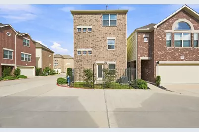 11518 Main Cypress Drive, Houston, TX 77025 - Photo 2