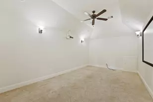 3015 Honeyguide Ct, Houston, TX 77365 - Photo 18