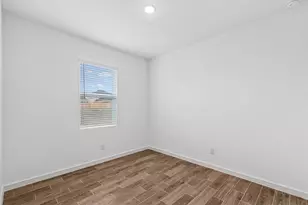 511 Monarch Trl, Huntsville, TX 77340 - Photo 18