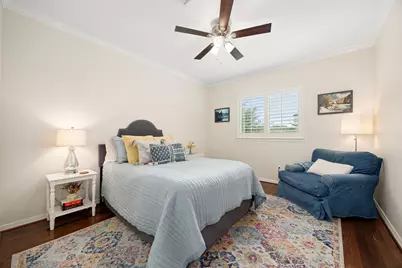 137 White Drive, Bellaire, TX 77401 - Photo 20