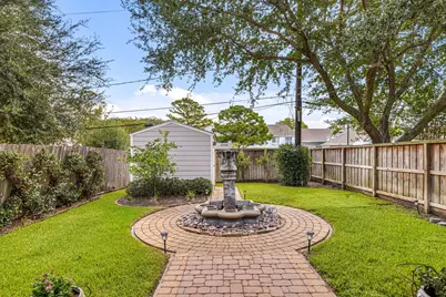 137 White Drive, Bellaire, TX 77401 - Photo 28