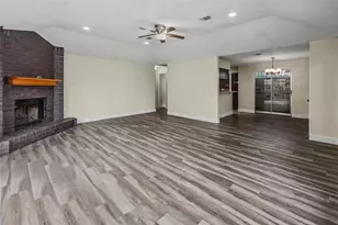 7907 Chancel Dr, Houston, TX 77071 - Photo 8