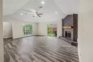 7907 Chancel Dr, Houston, TX 77071 - Photo 10