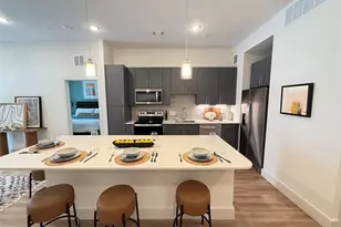 641 W Crosstimbers St, Houston, TX 77018 - Photo 2