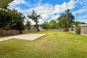 7906 Hammerly Blvd, Houston, TX 77055 - Photo 26